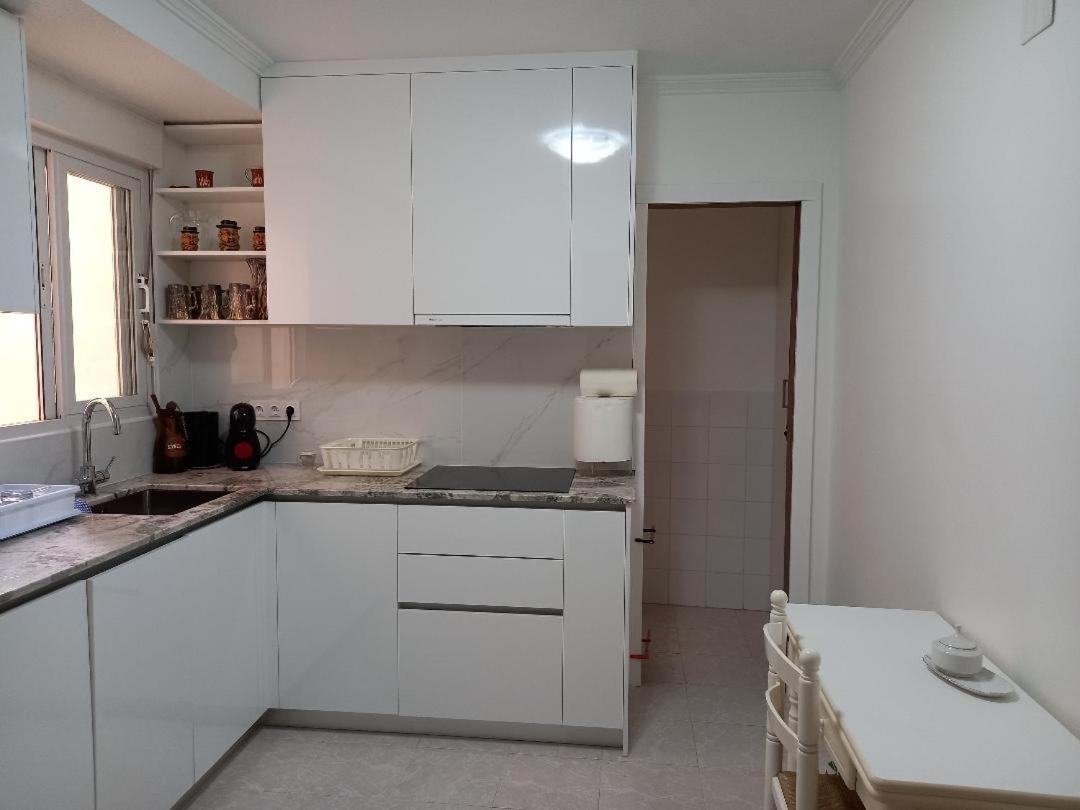 Policarpo-Centro Appartement Torrevieja Buitenkant foto